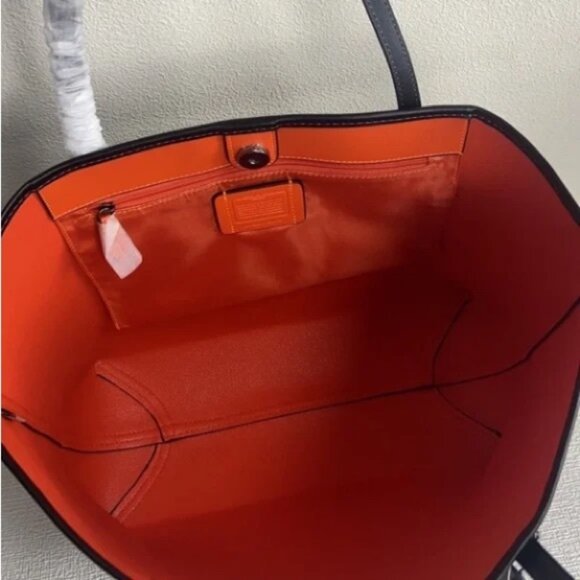 Coach City Tote In Signature Canvas With Halloween - Picture 7 of 7